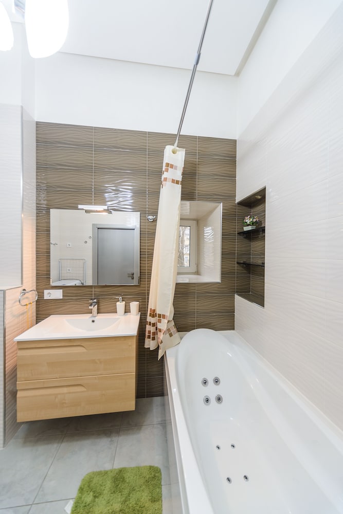 Kiev Accommodation Hotel Service