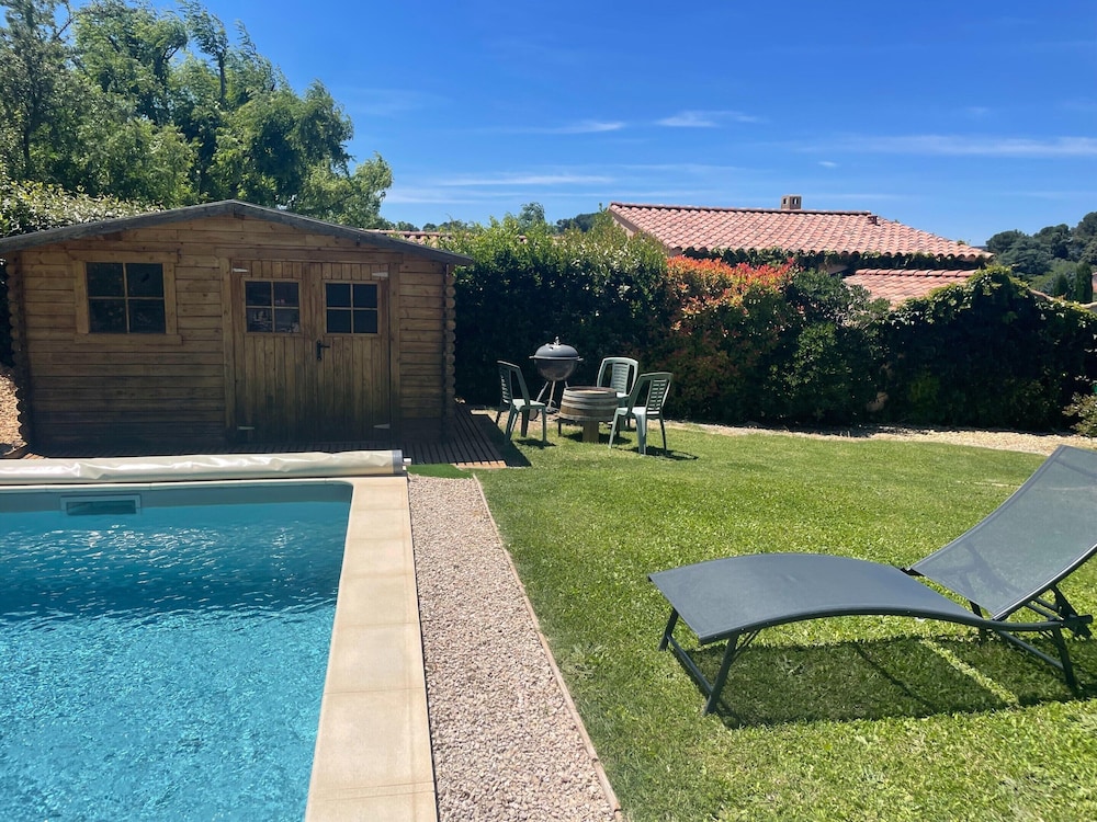 Villa in Vaison Near Roman Ruins & Pool