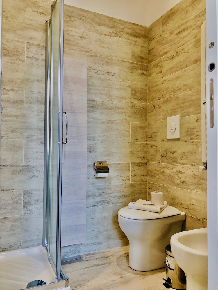 Audrey's Roman Holidays Suites&Rooms