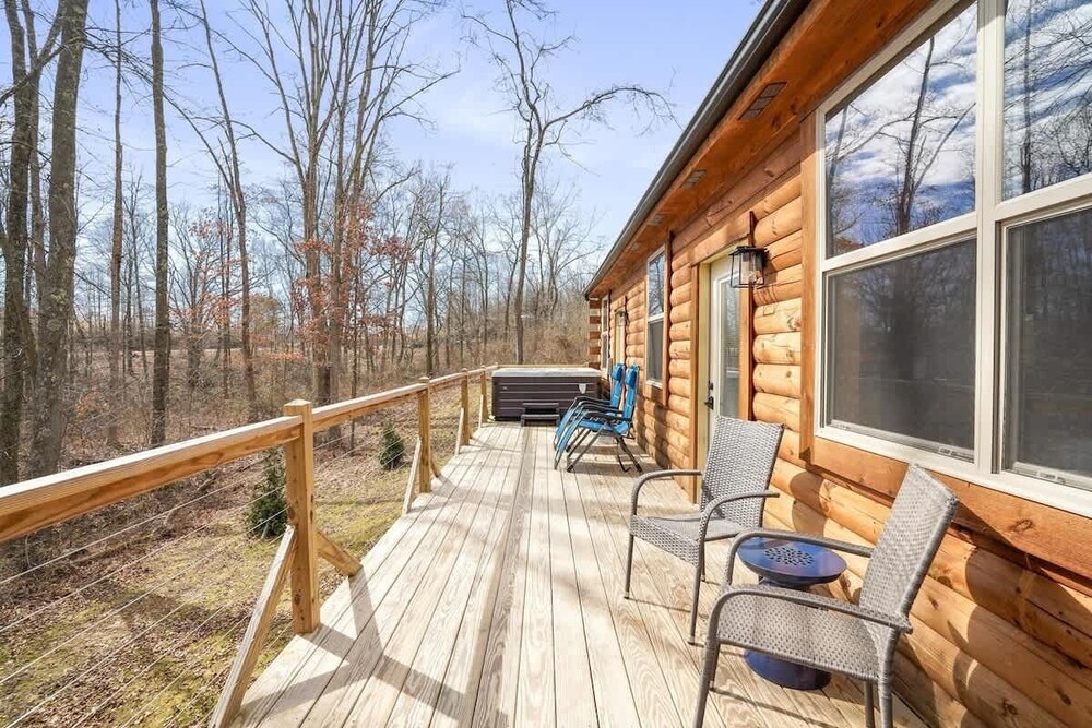 Fern Haven A Modern Take on Hocking Hills Cabins