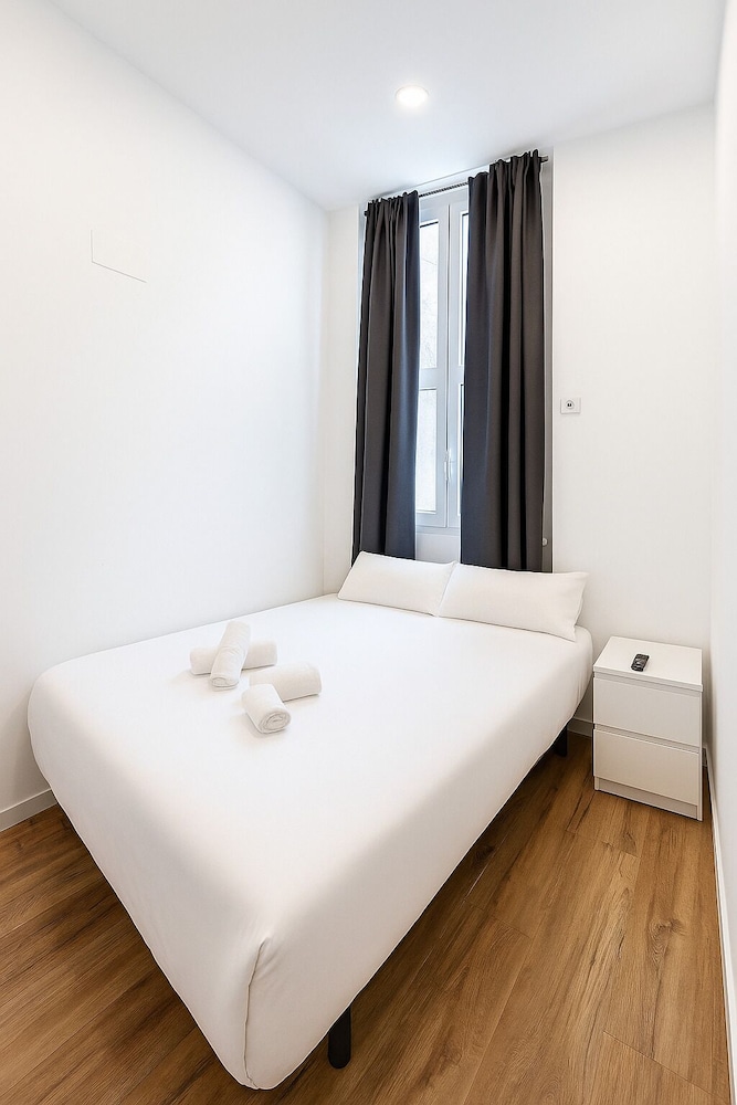Hostal Bernabeu photo 4