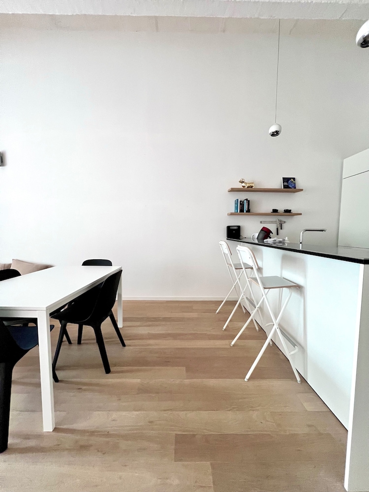 Spacious Loft Instant Favourite Up to 4