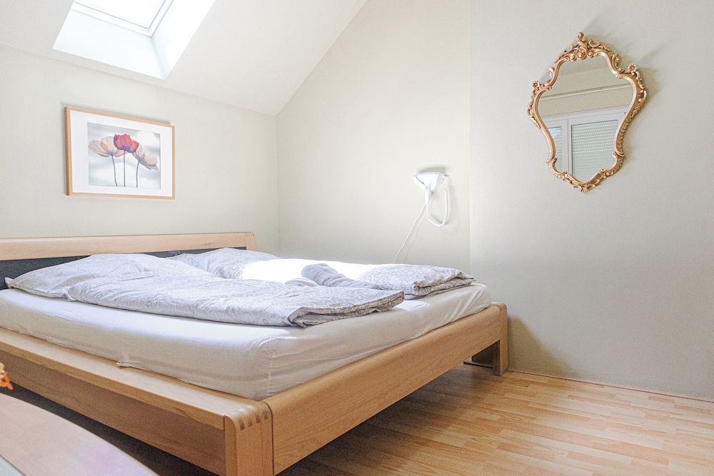 Luxury Garden Villa Sleeps 16 Guests