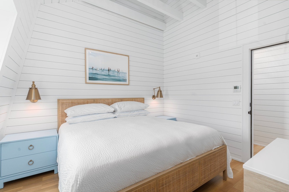 Block Island Bunk House