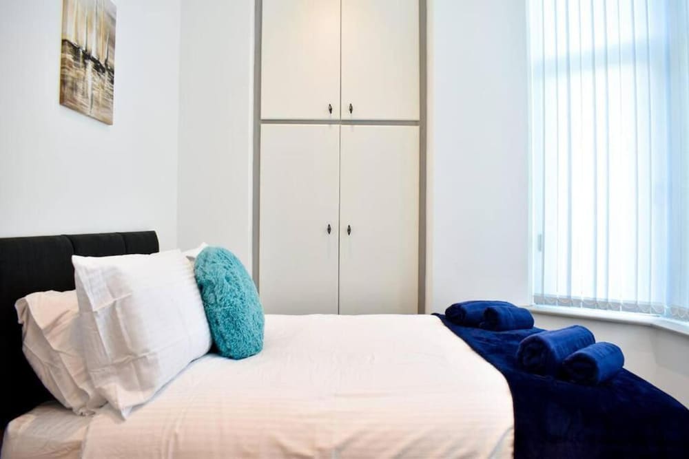 Beautiful 2-bed Apartment in Lancashire view 2