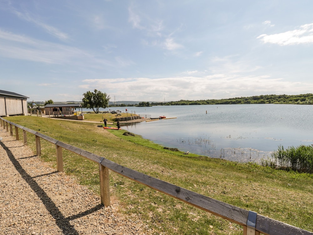 Lake View Lodge