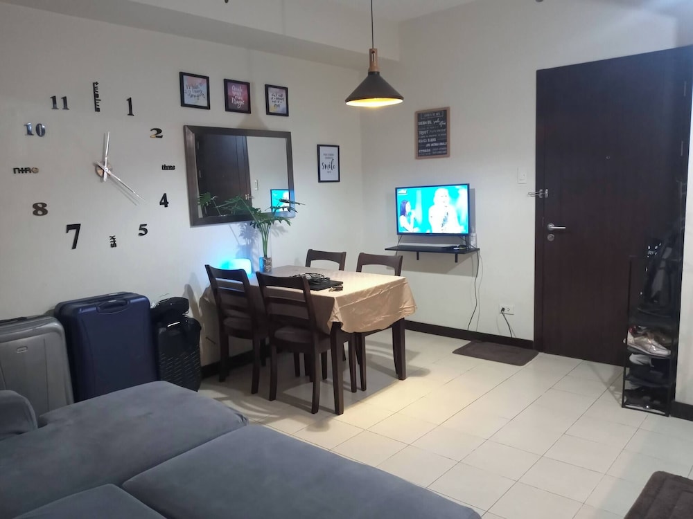 Condo Staycation in SLP Bangkal Makati