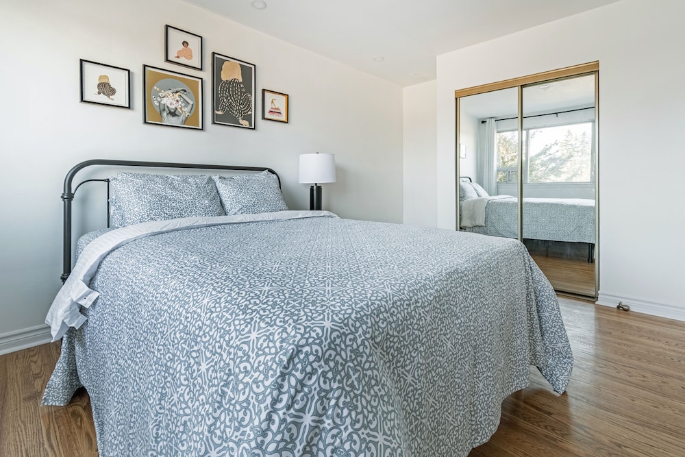 Family & Corporate home in Mississauga