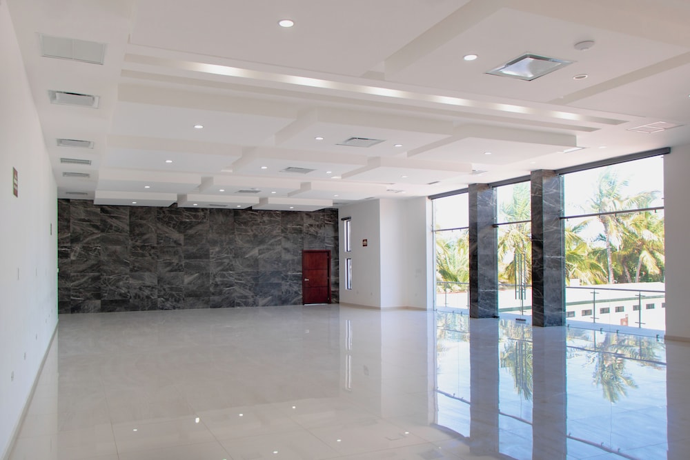 meeting & event spaces