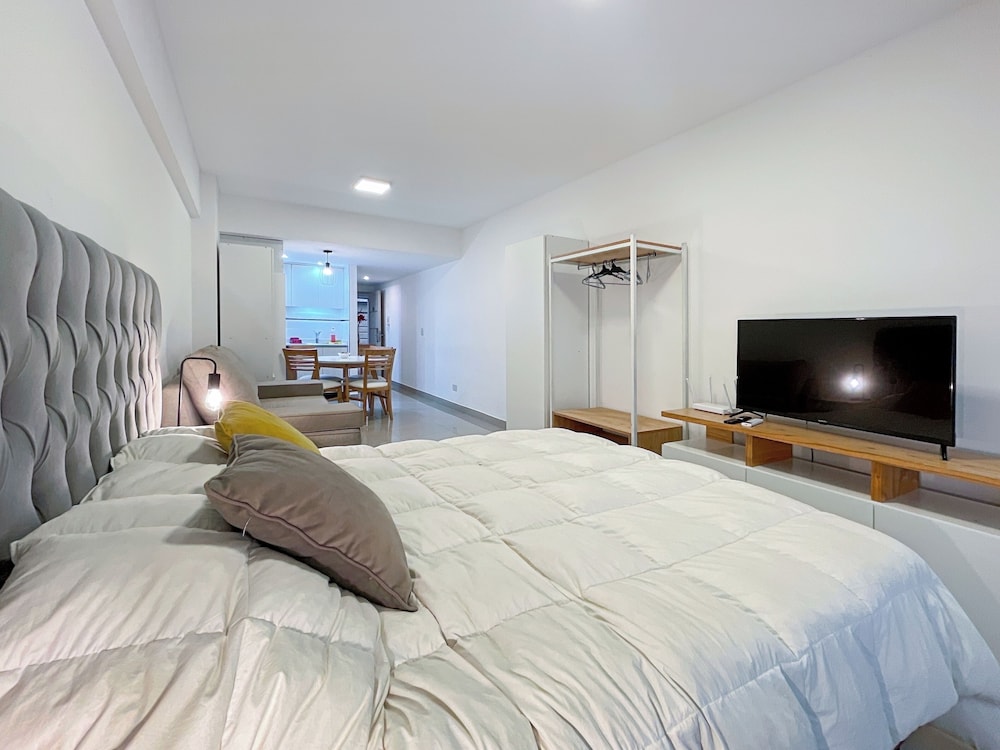Ayres Suites Moreno