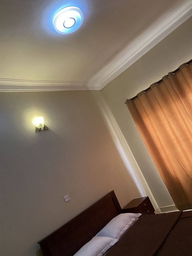 Modern Apartment in Kampala With Unlimited Wifi