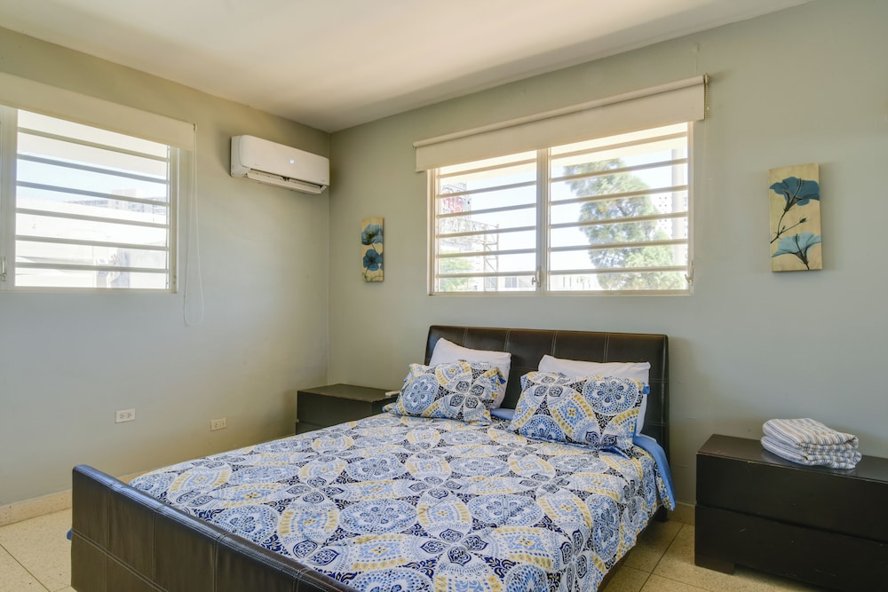 Private Heated Pool: Walk to Isla Verde Beach - Property Image 4