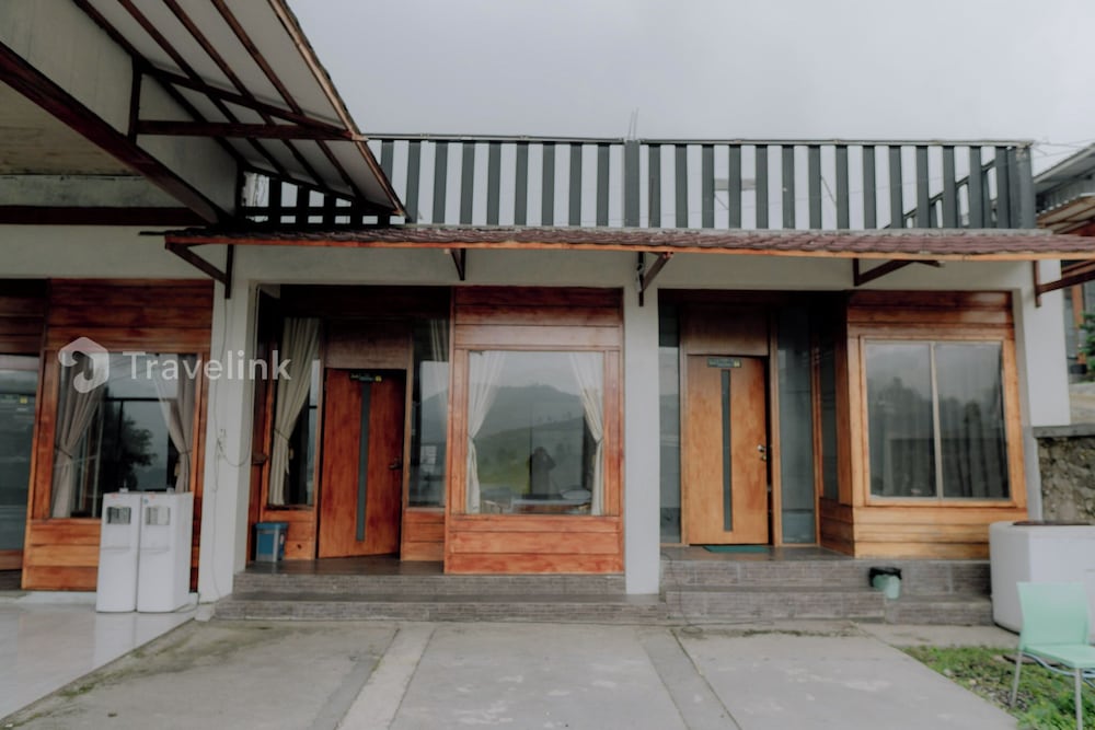 Zaada Villa Dieng by Travelink