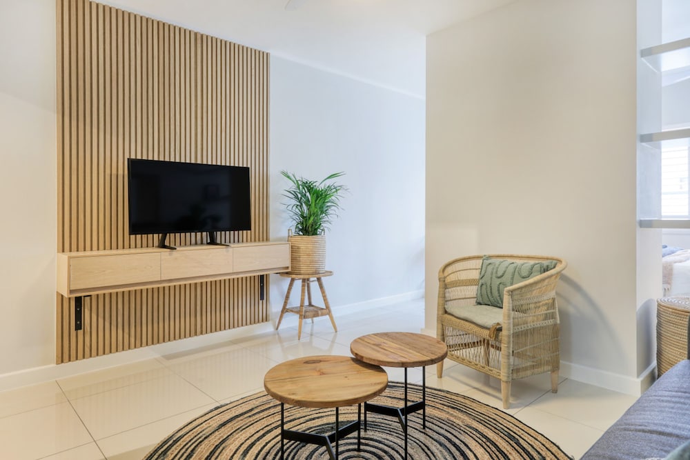 Charming 1-bed Sea Point Retreat Central