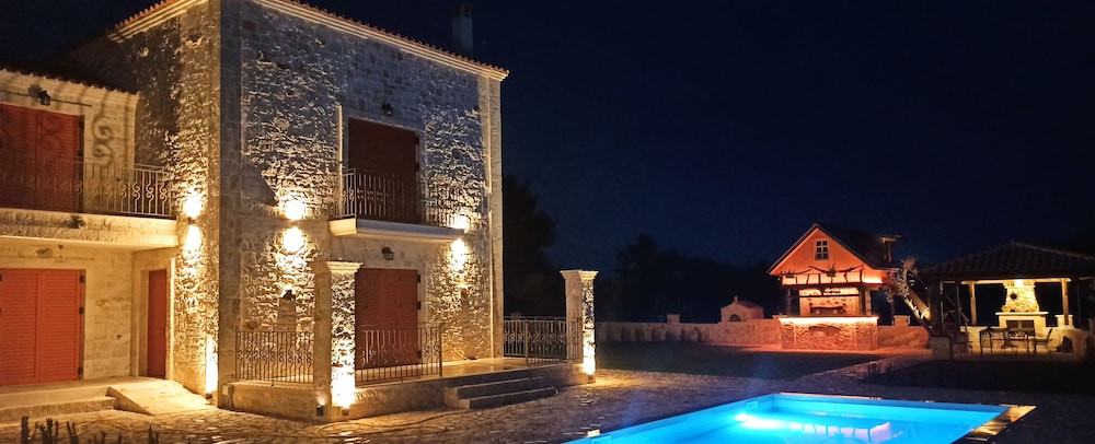 Agro Art Boutique & Luxury Villas