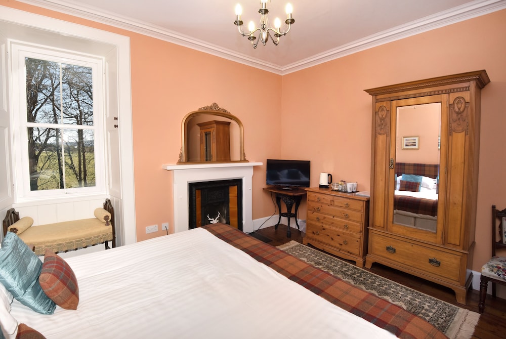 Cardhu Country House