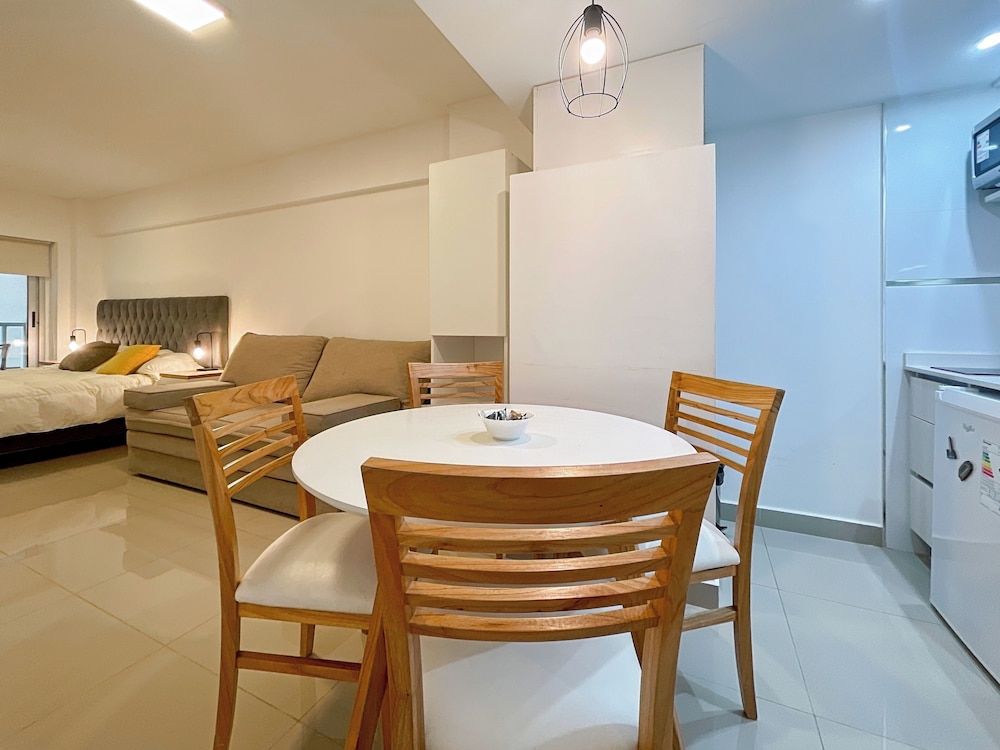 Ayres Suites Moreno