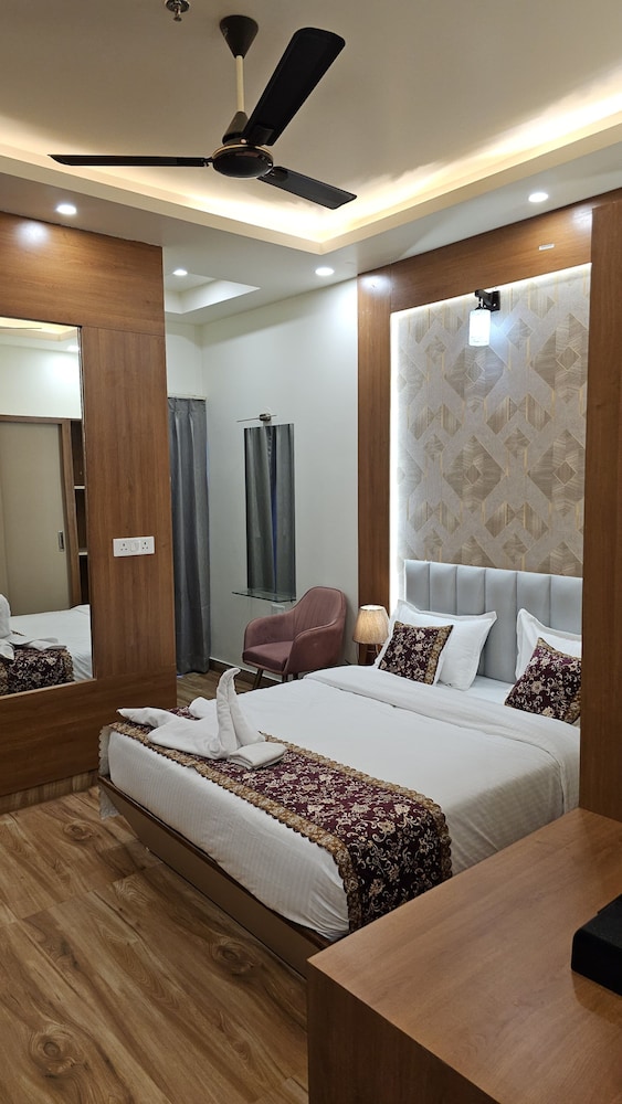 Aanchal Palace Hotel