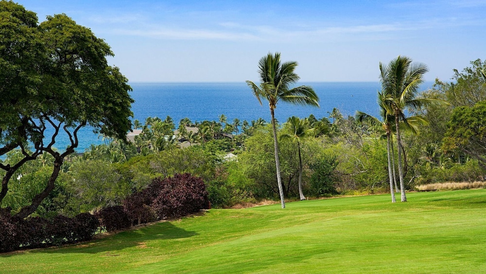 Great Ocean and Golf Course Views - No Stairs - Vrkcv