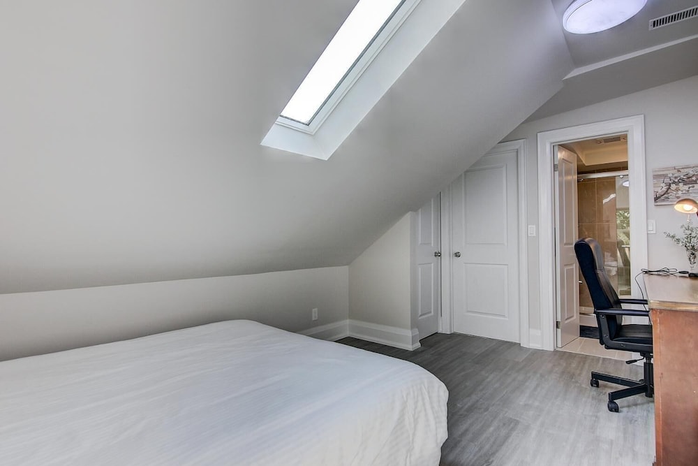 Spadina Guesthouse
