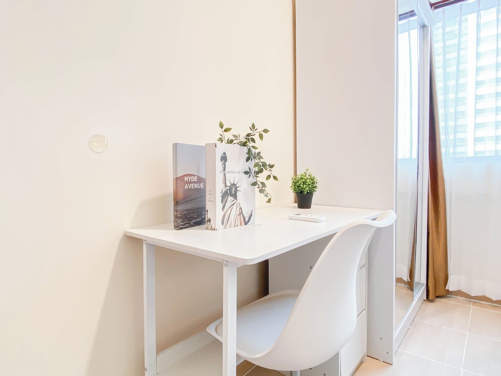 Simply And Homey 3Br At Apartment Meikarta