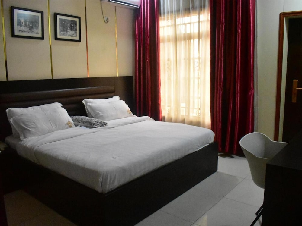 Lagos Vacations - Square Castle Residence - Property Image 3