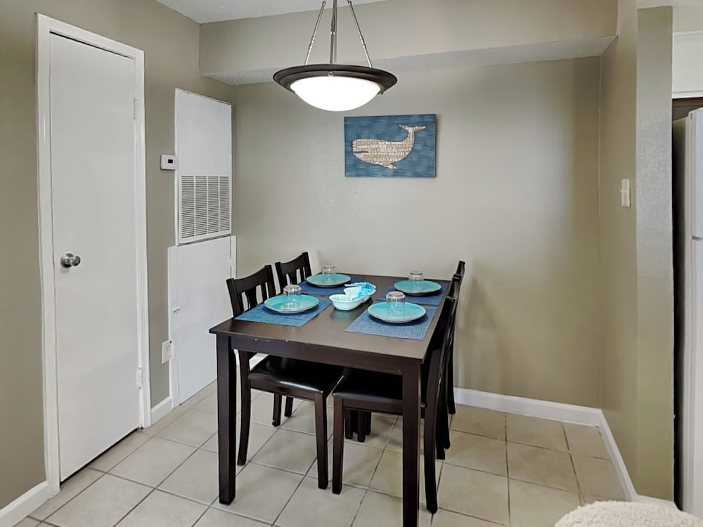 Babe's Place by Ryson Vacation Rentals