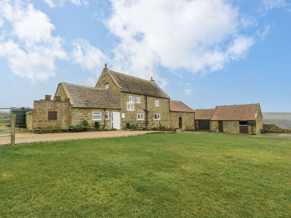 Tidkinhow Farm