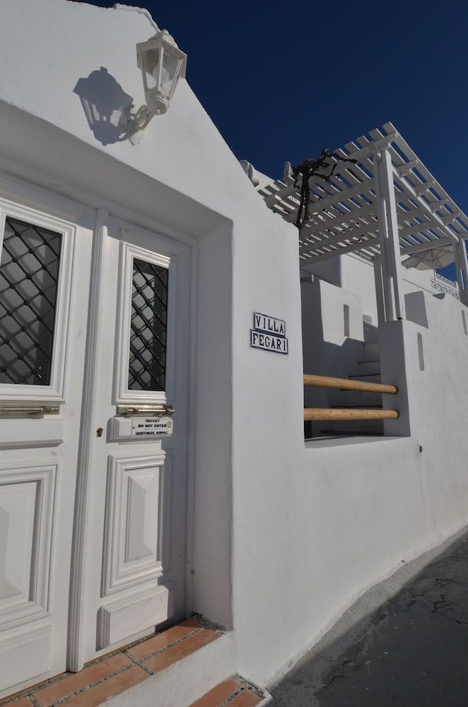 Villa Fegari