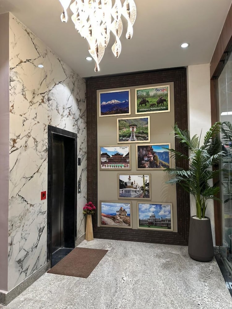 HOTEL THE ROYAL KESHAR