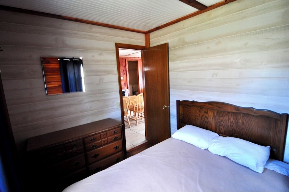 Silver Sands Hotel & Resort