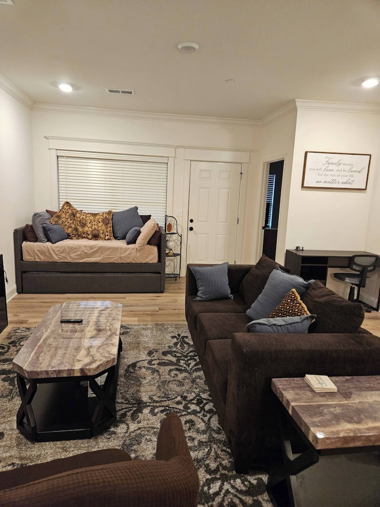 Madison Cozy House for Comfort and Relaxation