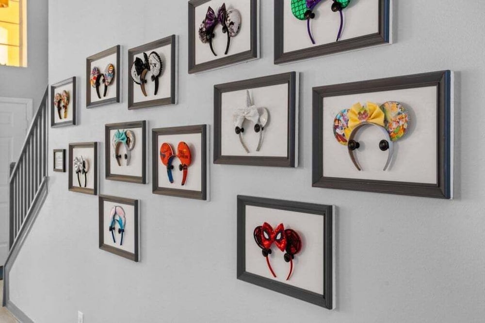 Mickey's Island Escape - 6 Bedroom w/ Pool Slide 6 Villa