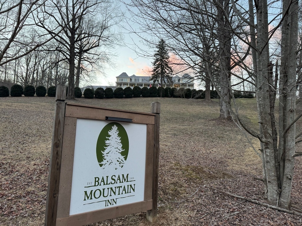 Balsam Mountain Inn