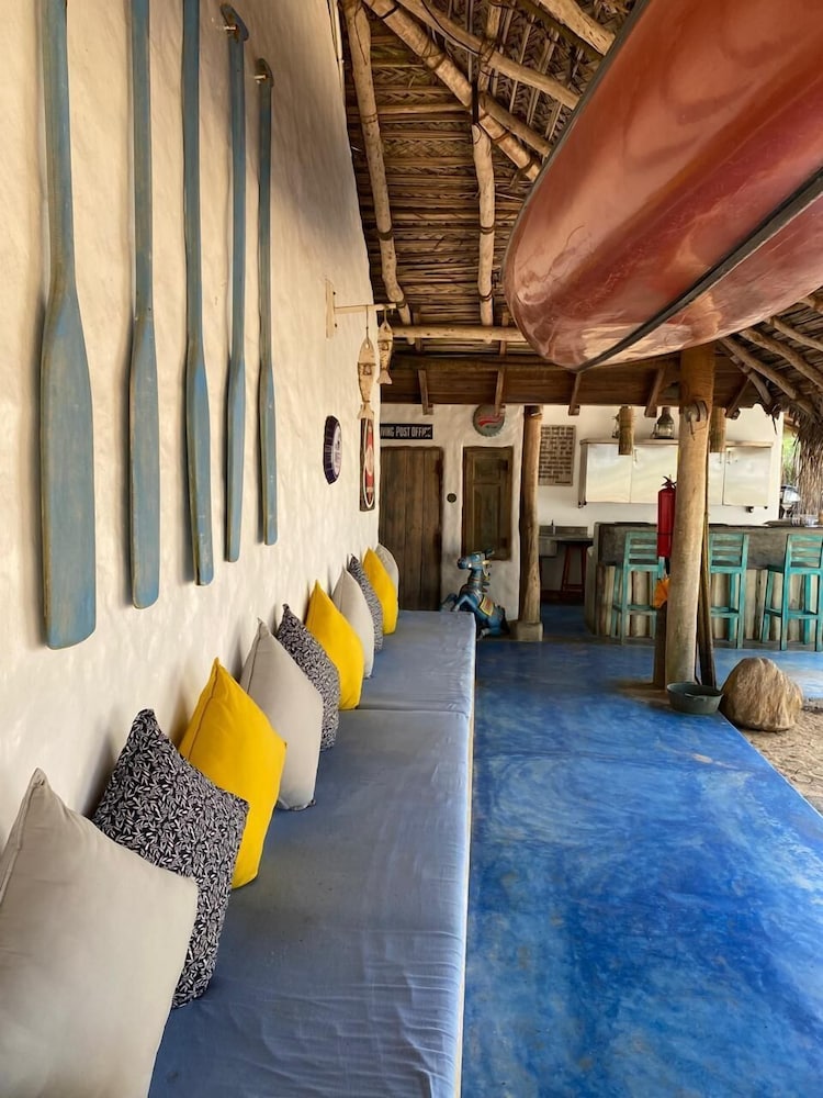 Dolphin Beach Resort