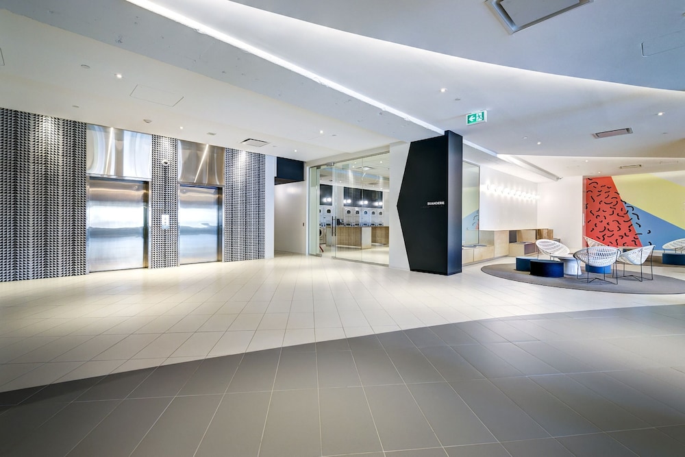 Elegant Studios and Apartments Montreal