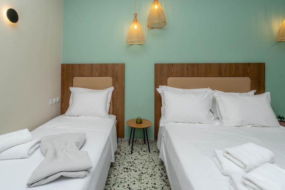 Pteleo apartments