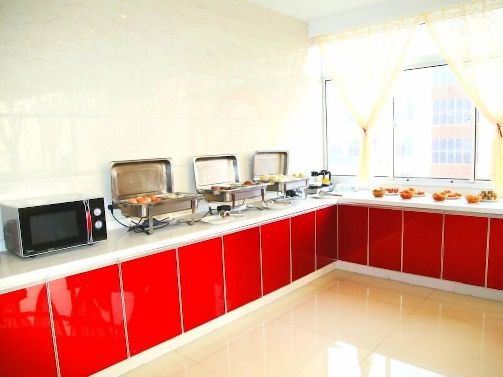 GreenTree Inn Suzhou Zhangjiagang Daxin Town Pingbei Road Express Hotel