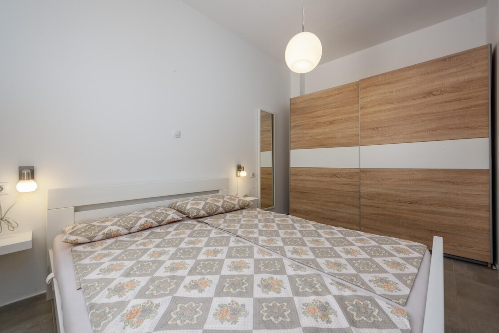 Apartment in Kukci With Heated Pool
