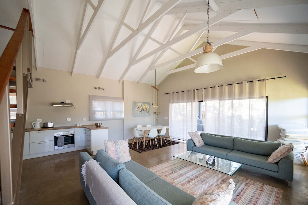 Bushriver Lodge