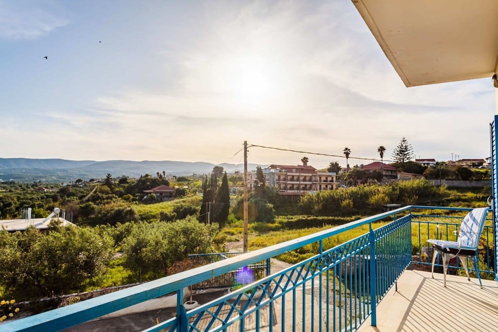 Koroni Seaview Retreat - Summer Escape Lodging