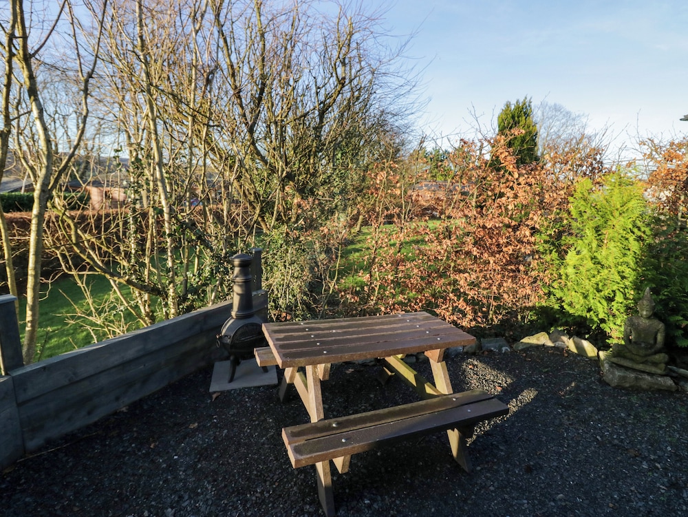 Elderflower Lodge