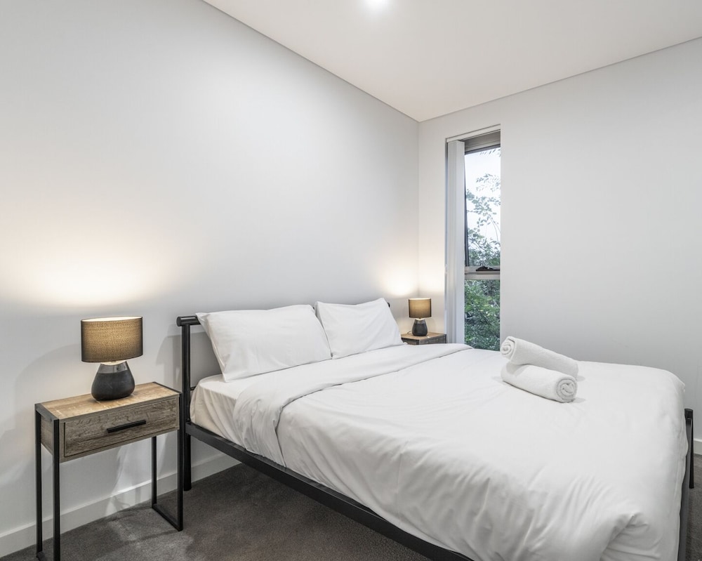Kozyguru | Homebush West | 3 Bedroom Apt+Parking
