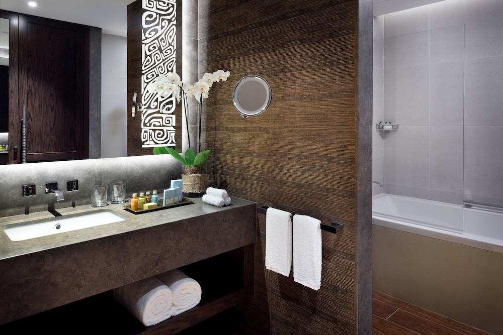 Lapita, Dubai Parks and Resorts, Autograph Collection