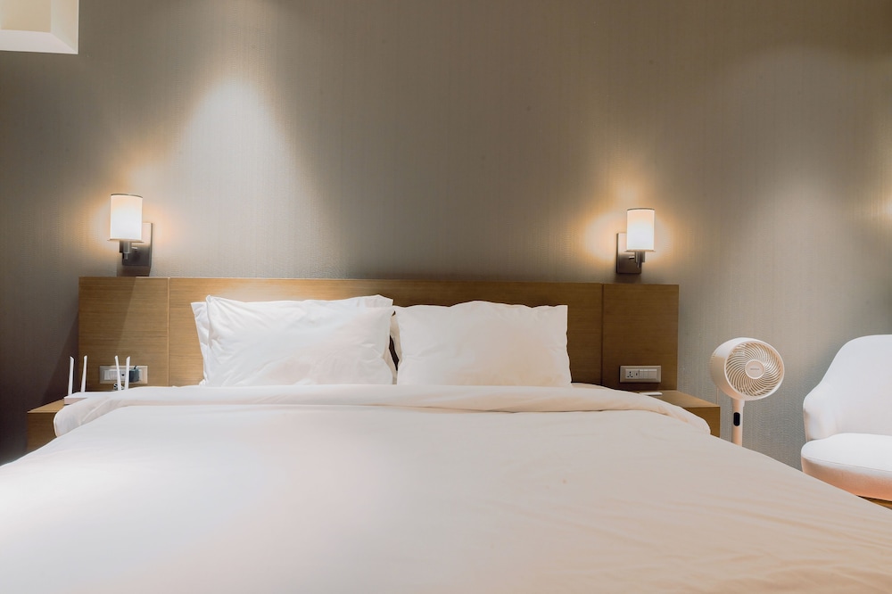 Hotel Residences at Acqua