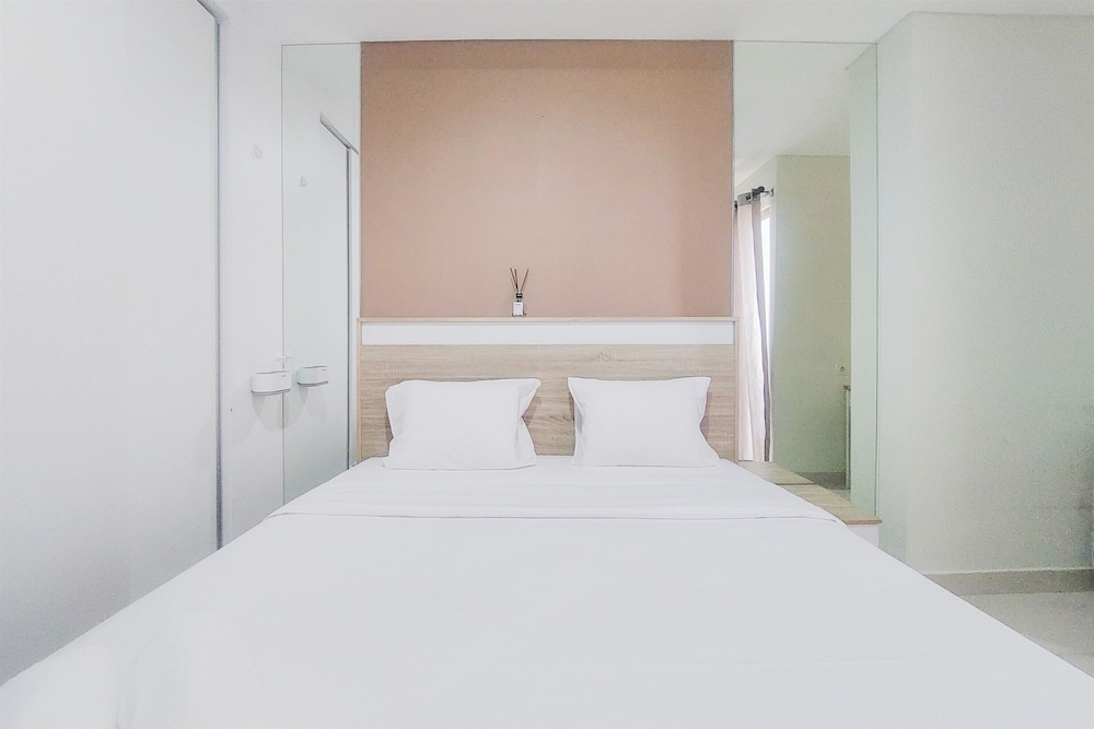 Minimalist and Homey Studio at Springwood Residence Tangerang Apartment