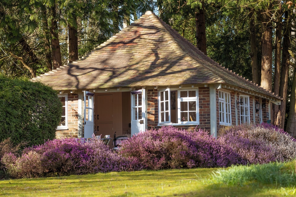 Old Mill Lodge I By Huluki Sussex Stays