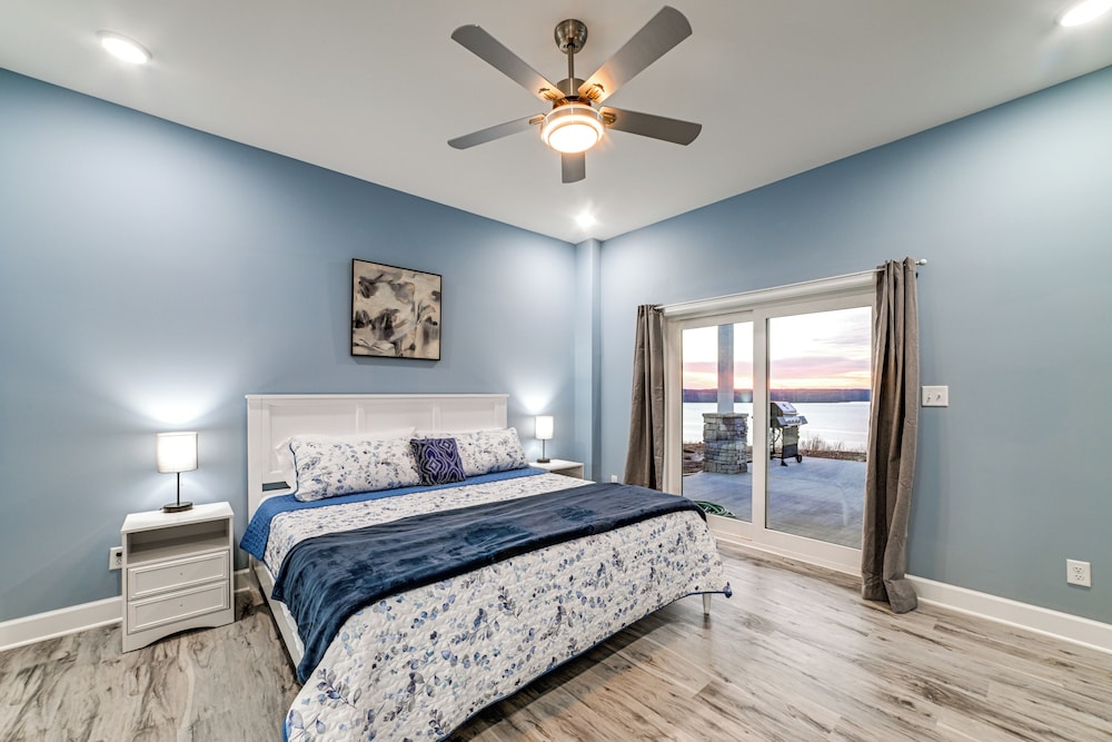 Massive Lake Views & Stunning Sunsets: Waverly Gem