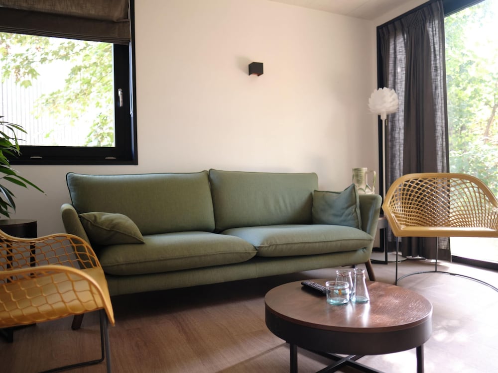 Luxury Lodge With Roof Terrace, Near Maastricht view 3