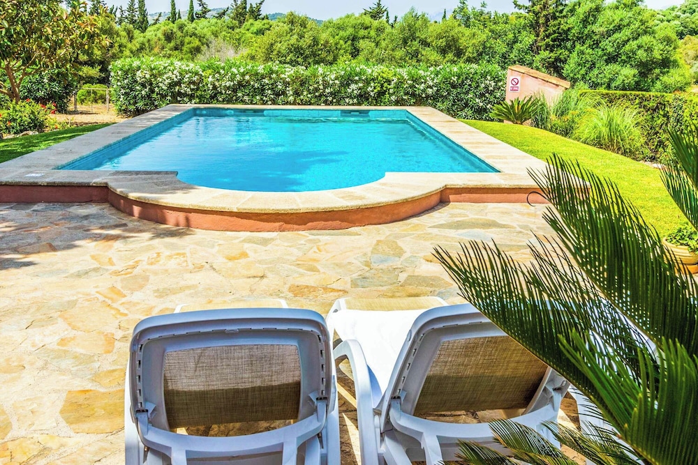 Villa Alzina